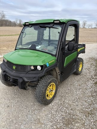 2023 John Deere XUV 835R Equipment Image0