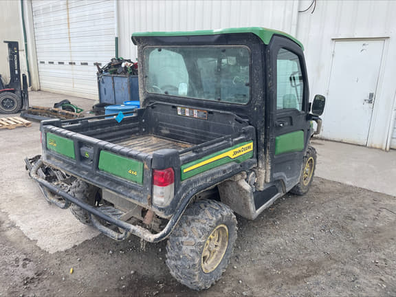 Image of John Deere XUV 835R equipment image 3