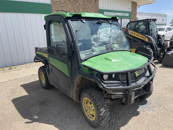 Image of John Deere XUV 835R equipment image 2