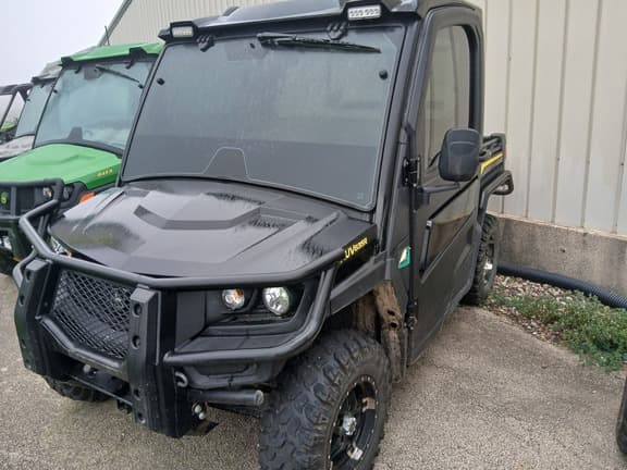 Image of John Deere XUV 835R Primary image