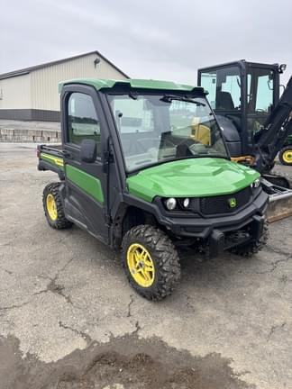 Image of John Deere XUV 835R equipment image 3
