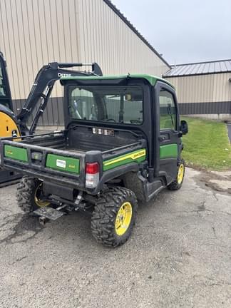 Image of John Deere XUV 835R equipment image 4