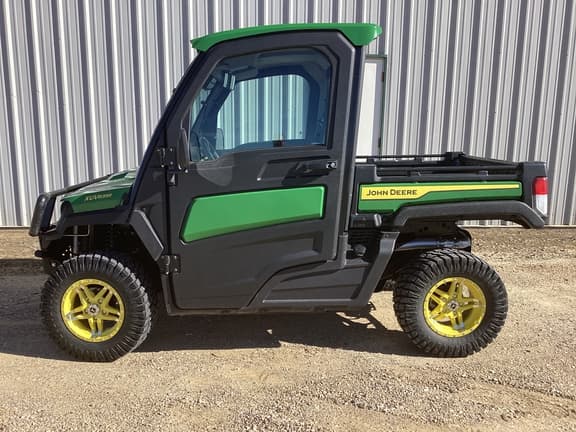 Image of John Deere XUV 835R Primary image