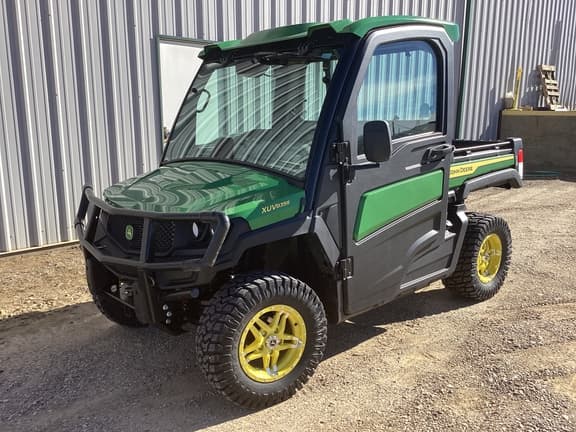 Image of John Deere XUV 835R equipment image 1