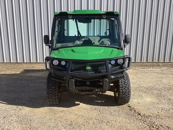Image of John Deere XUV 835R equipment image 3
