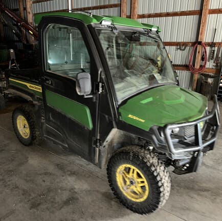 Image of John Deere XUV 835R Primary Image