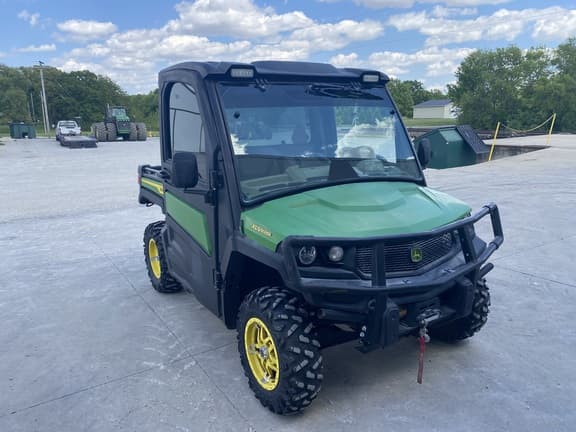 Image of John Deere XUV 835R equipment image 4