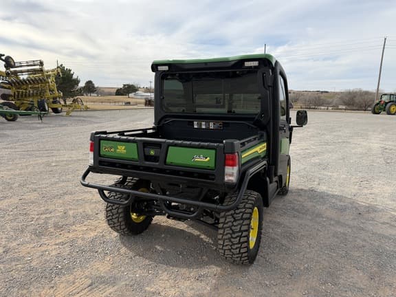 Image of John Deere XUV 865R equipment image 3