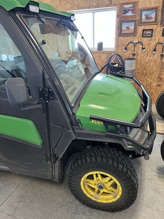 Image of John Deere XUV 865R equipment image 3