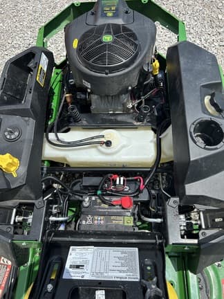 Image of John Deere Z315E equipment image 4