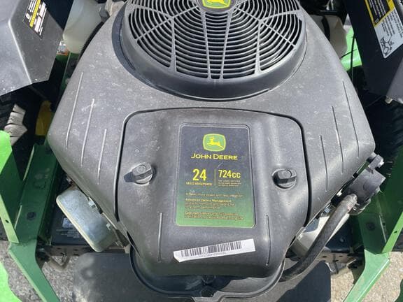 Image of John Deere Z325E equipment image 3