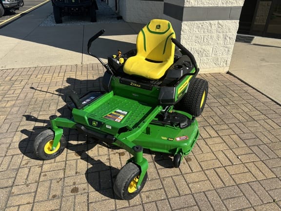 Main image John Deere Z330M