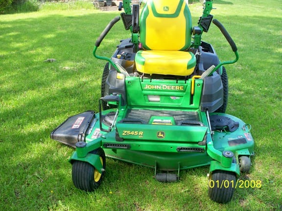 2023 John Deere Z545R Equipment Image0