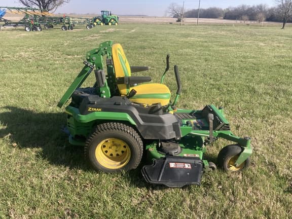 Image of John Deere Z545R equipment image 2