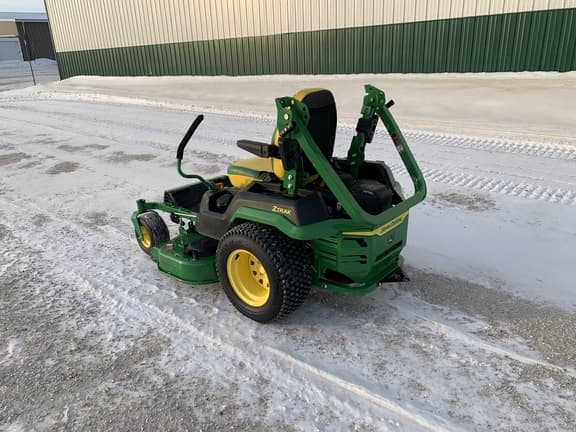 Image of John Deere Z545R equipment image 2