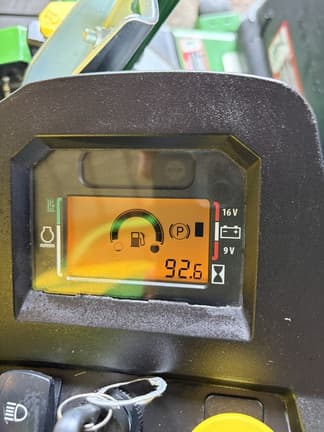 Image of John Deere Z545R equipment image 3