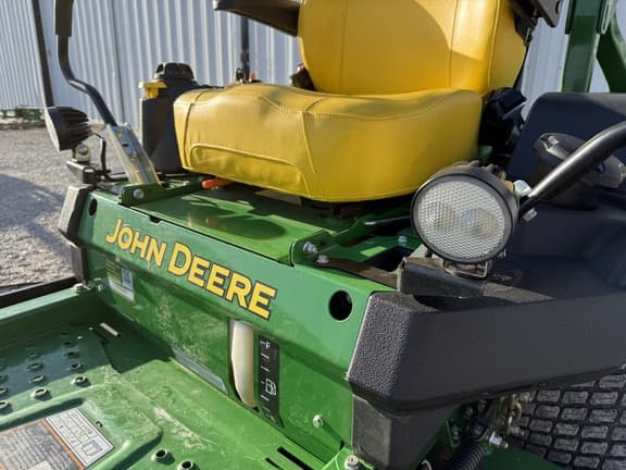 Image of John Deere Z720E equipment image 3