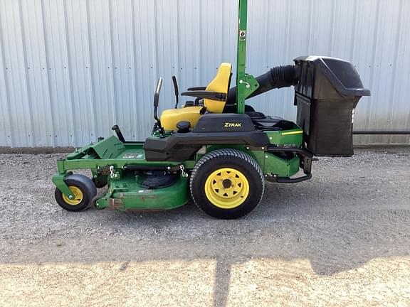 Image of John Deere Z720E Primary image