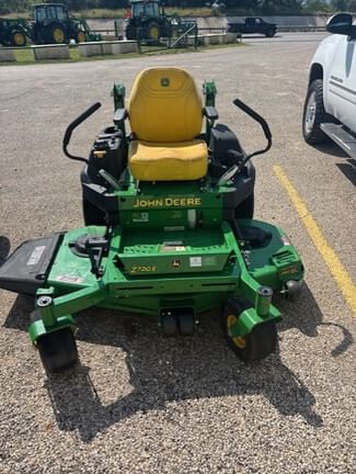 2023 John Deere Z720E Equipment Image0