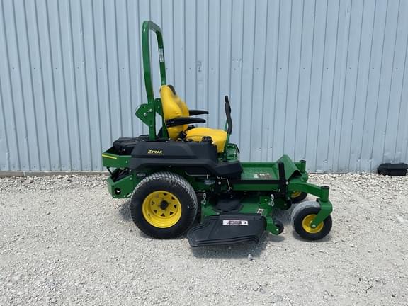 Image of John Deere Z735M equipment image 4