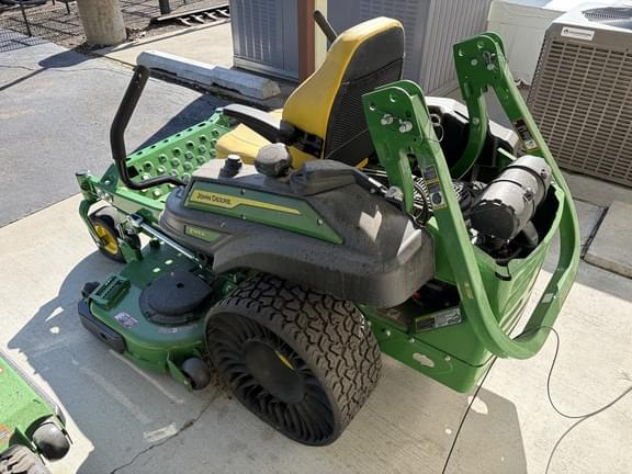 Image of John Deere Z915E equipment image 4