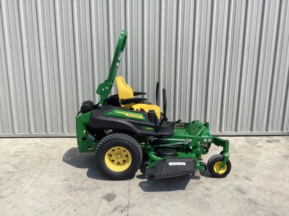Image of John Deere Z915E equipment image 3