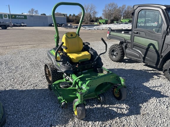 2023 John Deere Z920M Equipment Image0