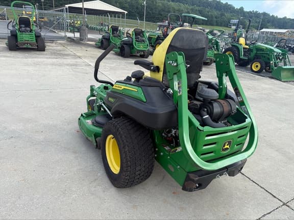 Image of John Deere Z920M equipment image 2