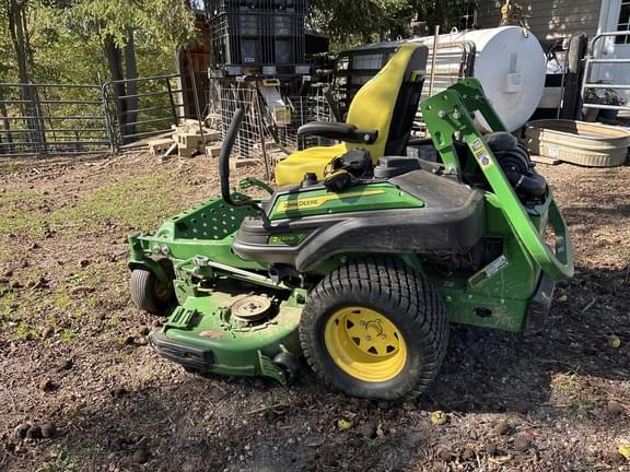 Image of John Deere Z930M equipment image 4