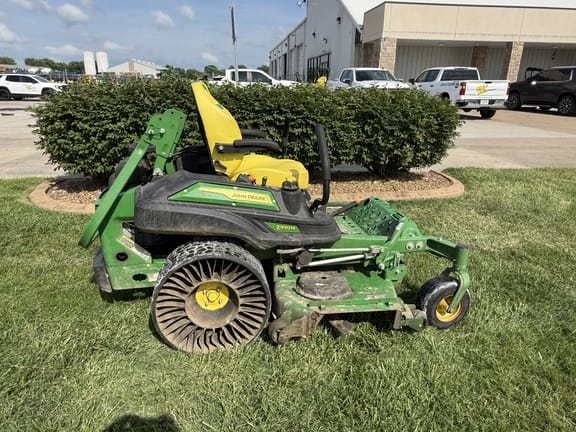 2023 John Deere Z930M Equipment Image0