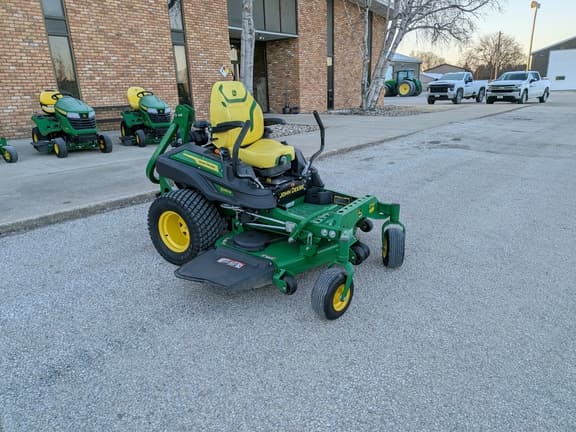 Image of John Deere Z930M equipment image 1