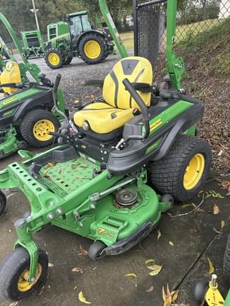 Image of John Deere Z930M equipment image 1