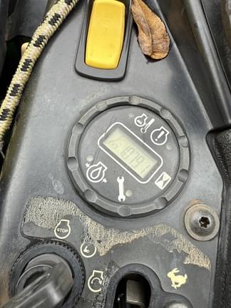 Image of John Deere Z930M equipment image 4