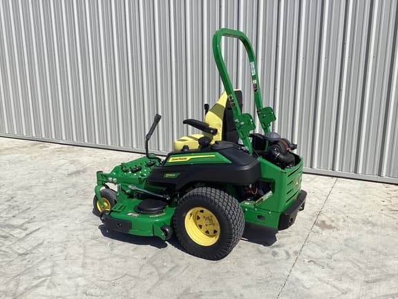 Image of John Deere Z930R equipment image 2