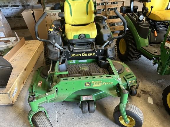 Image of John Deere Z950M equipment image 1