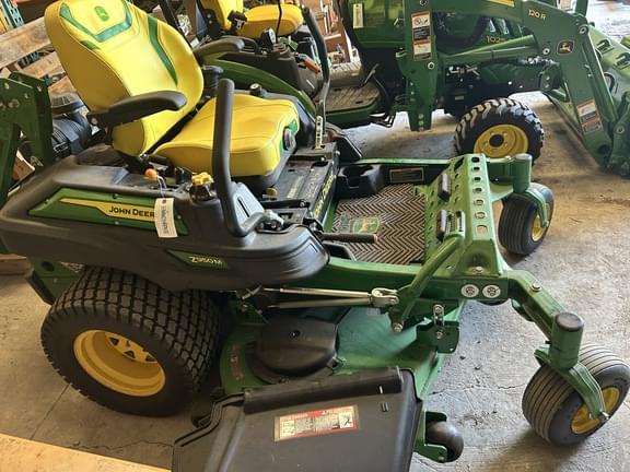 Image of John Deere Z950M Primary image