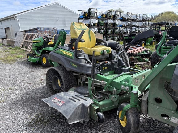 2023 John Deere Z950M Equipment Image0