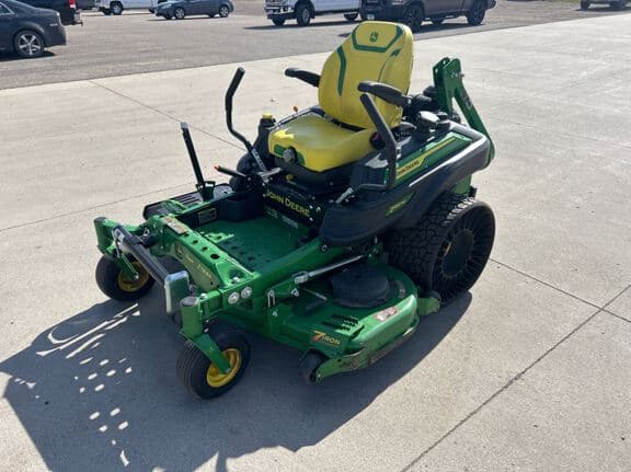 Image of John Deere Z950M equipment image 1