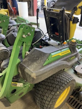 Image of John Deere Z950R Image 1
