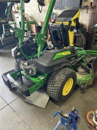 Image of John Deere Z960M equipment image 3