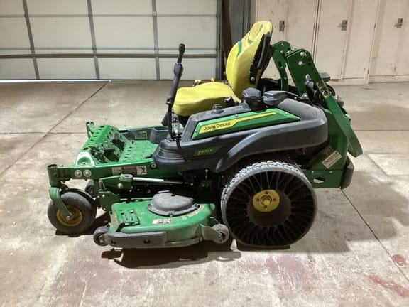 2023 John Deere Z970R Equipment Image0