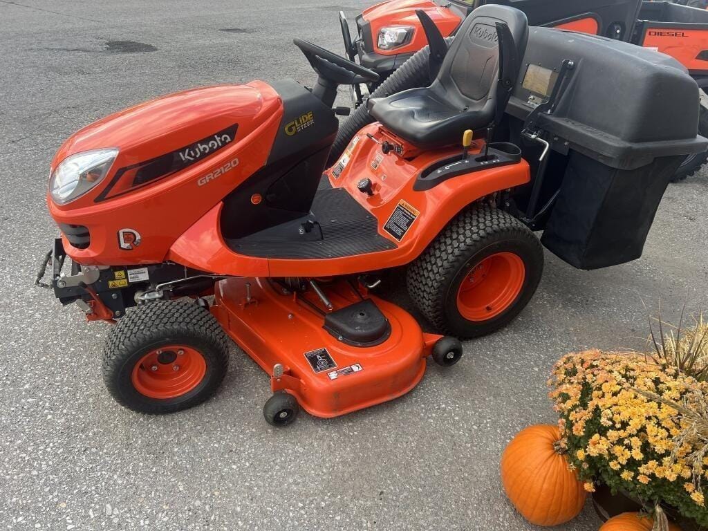 2023 Kubota GR2120 Equipment Image0