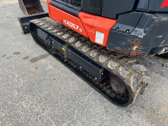 Image of Kubota KX057-5 equipment image 4