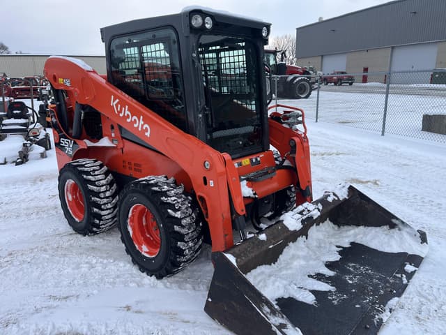 Image of Kubota SSV75 equipment image 2