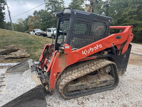 Image of Kubota SVL75 equipment image 2