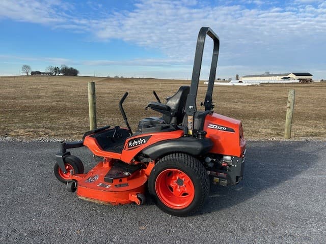 Image of Kubota ZD1211L-3-72 equipment image 1