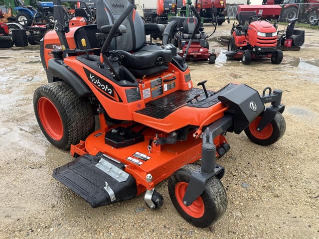 Image of Kubota ZD1611 equipment image 4