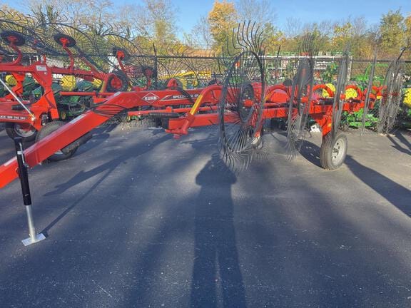 2023 Kuhn SR300 Equipment Image0