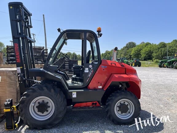 Image of Manitou M30-4 equipment image 2
