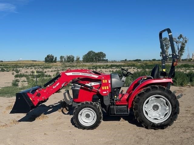 2023 Massey Ferguson 1835E Equipment Image0